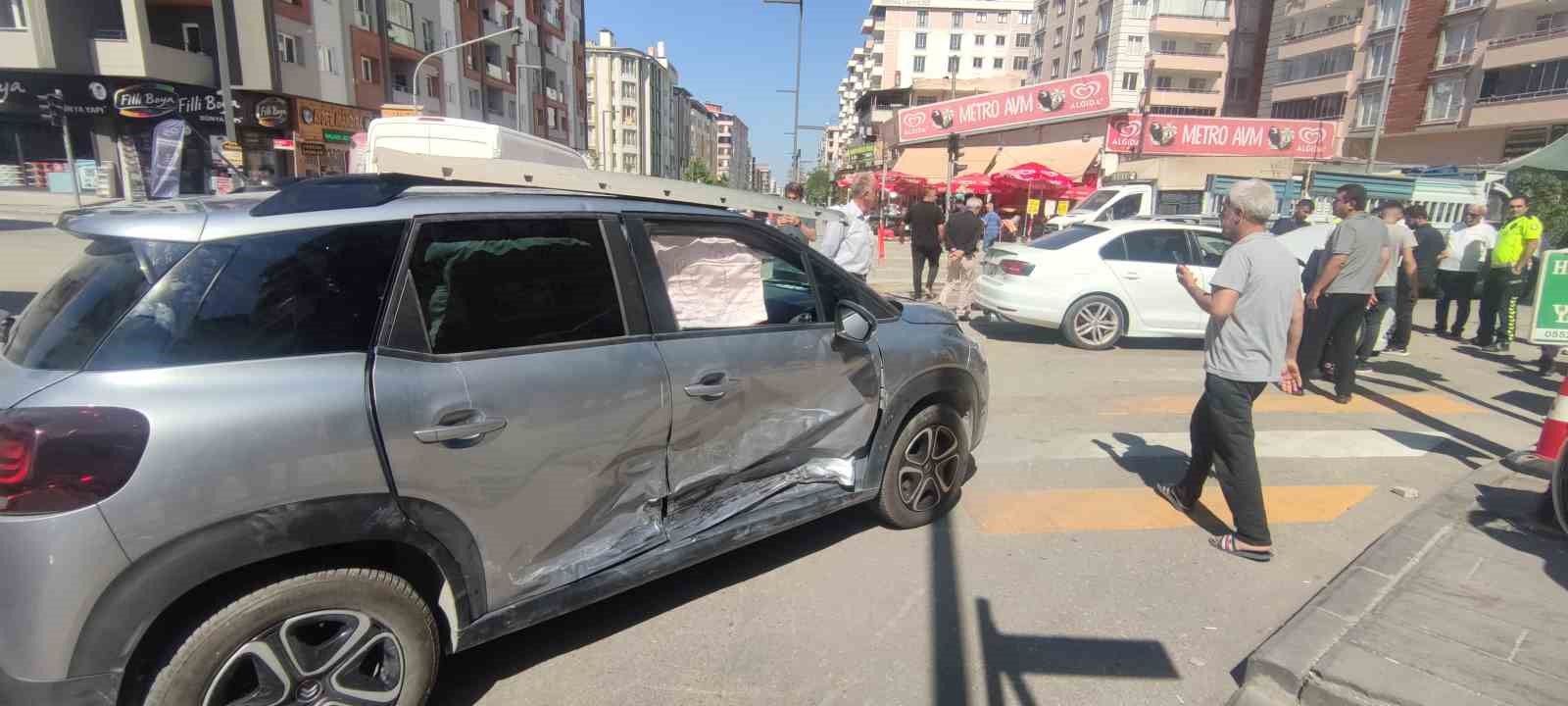 Van’da Trafik Kazası: 1 Yaralı
