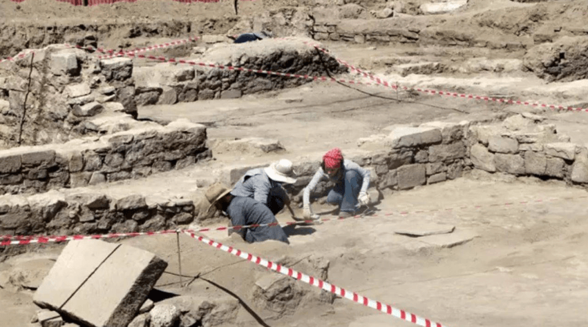 Van'da Osmanlı Dönemine Ait Pazar Yeri Gün Yüzüne Çıkarıldı