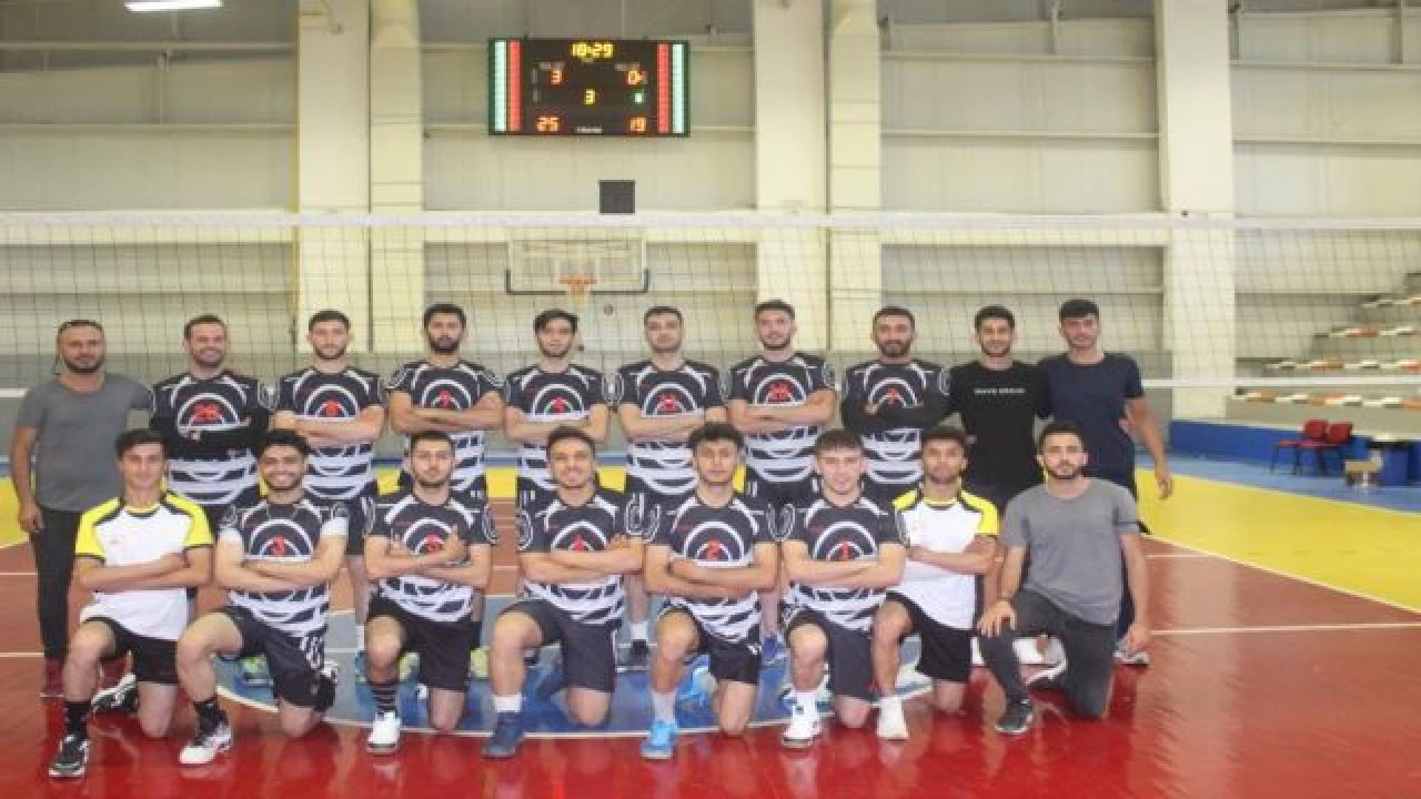 Voleybol'da Van Tuşba Deplasmanda Mağlup