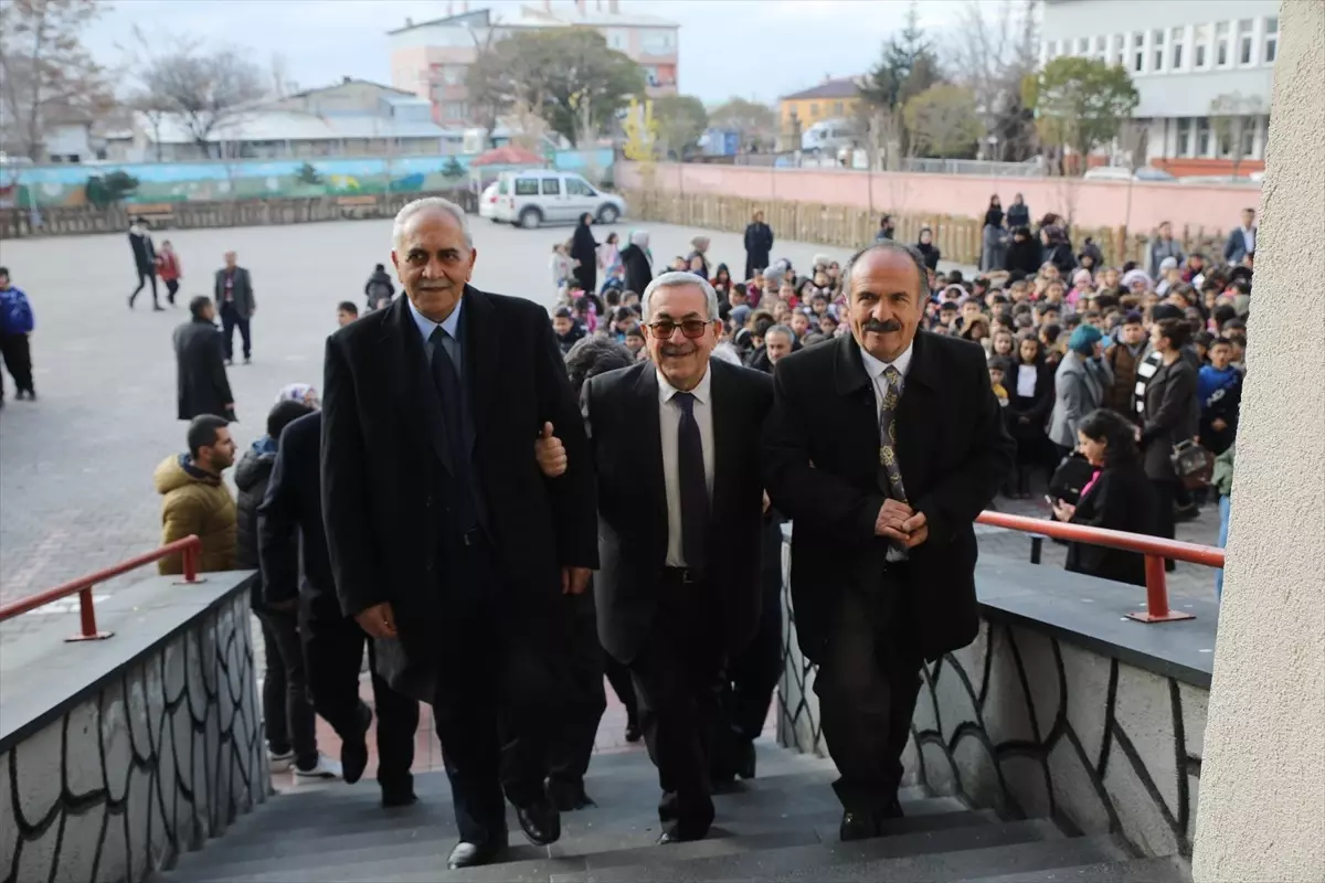 Erciş’te Emekli Öğretmenler İçin Özel Program
