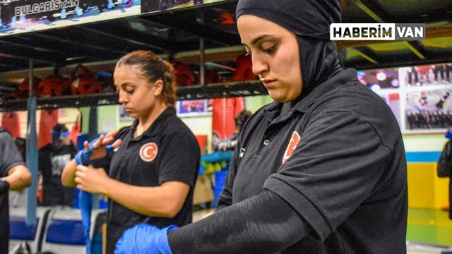 Vanlı Milli Boksör Dünya Şampiyonluğu İçin Hedefe Kilitlendi
