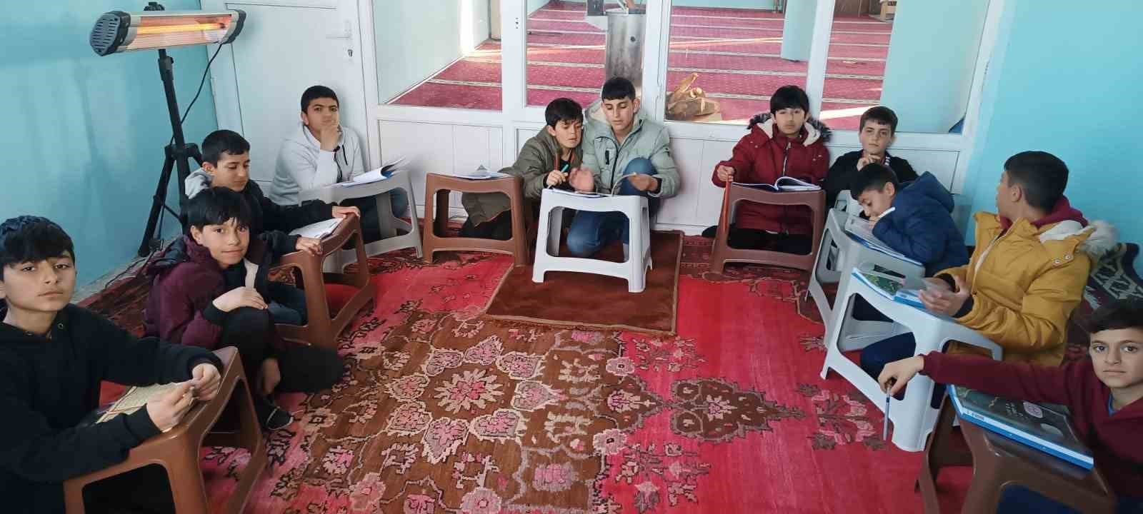 Özalp’ta "Ramazanla Öğreniyorum" Projesi Başladı