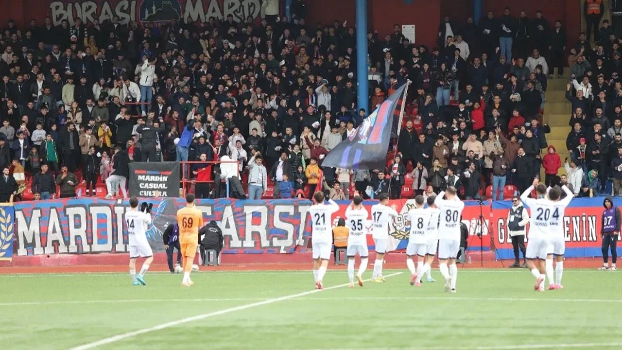 Mardinspor’dan Tarihi Zafer: TFF 2. Lig’e Yükseldi!