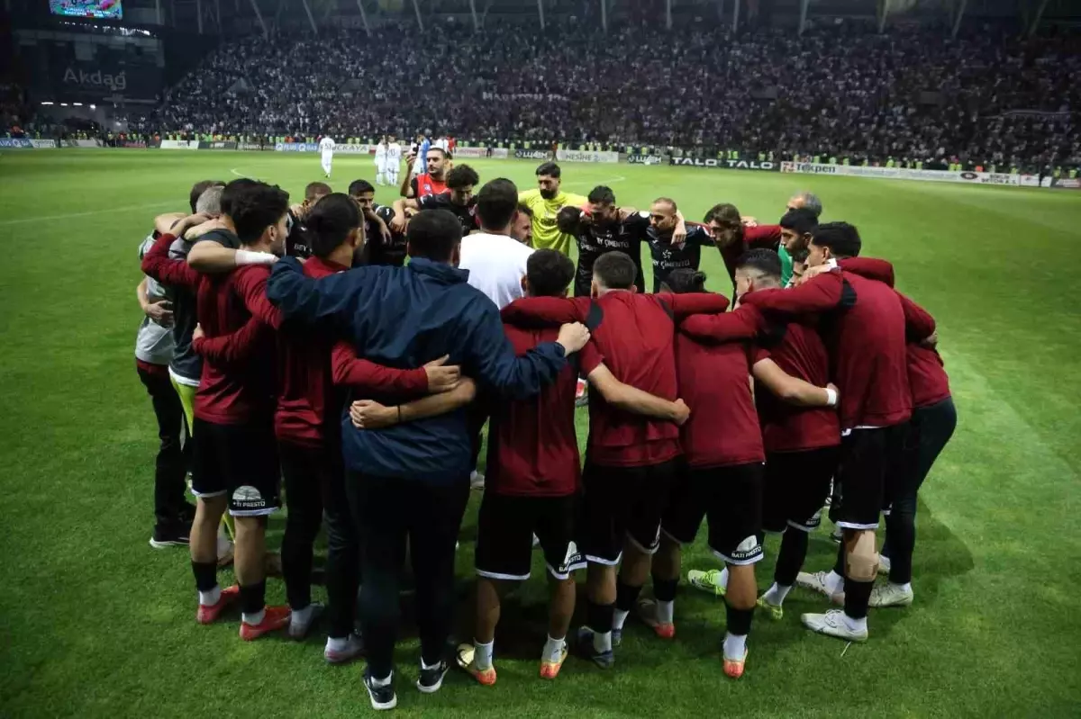 Elazığspor’dan TFF’ye Sert Mesaj: “Maç Kaldığı Yerden Devam Etmeli”