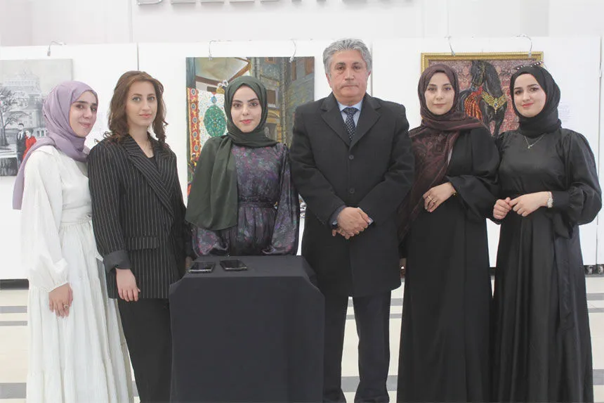 Hakkari’den Van’a Uzanan Sanat Yolculuğu: “Kolektif V” Sergisine Yoğun İlgi