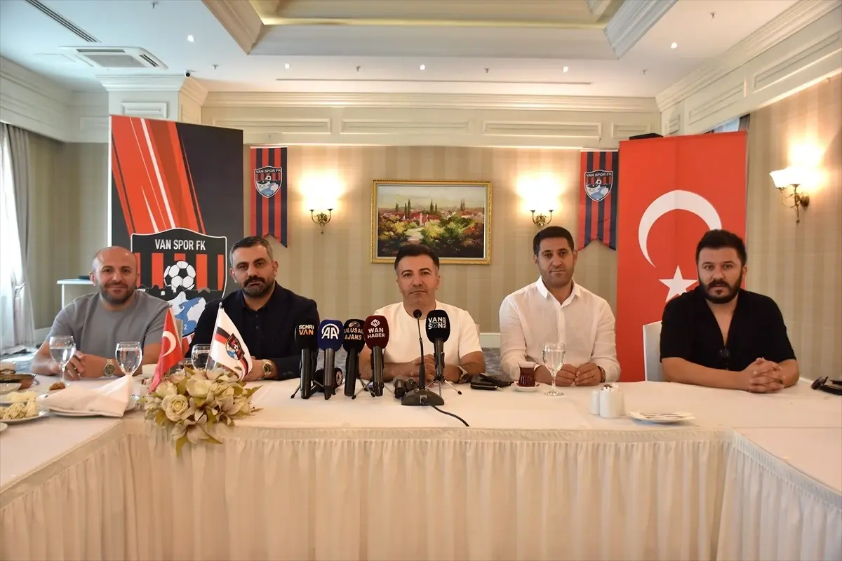 Vanspor’da transfer çalışmaları hızlandı
